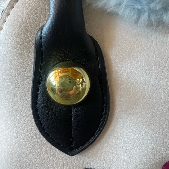 Luv Betsey by Betsey Johnson Unicorn Cat Polyurethane Crossbody Purse - Picture 3 of 10